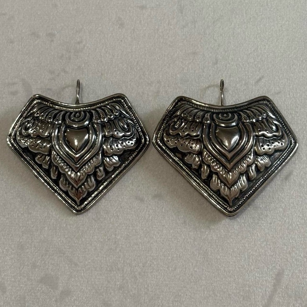 Vintage 925 Sterling Silver Ornate Engraved Pointed Chunky Statement Earrings